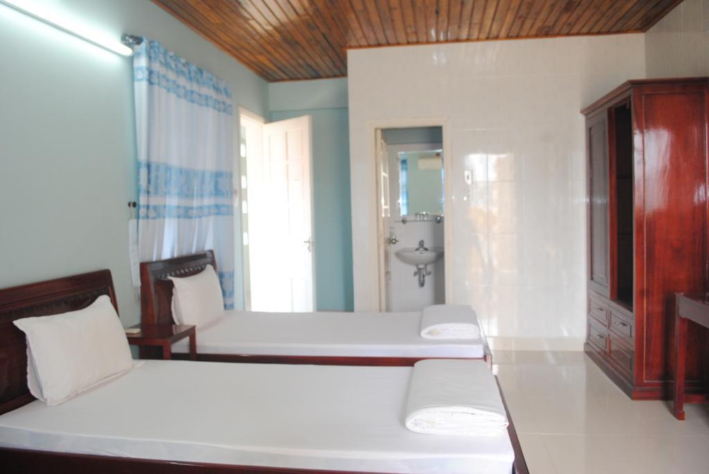 Hoa Cuc Xanh Mini Hotel Hue Exterior photo